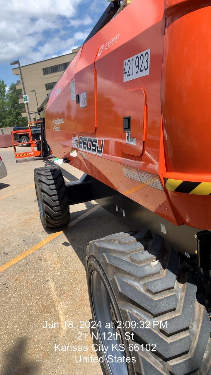 2024 JLG 860SJ