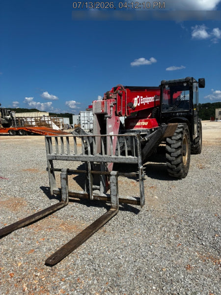2022 JLG 1075