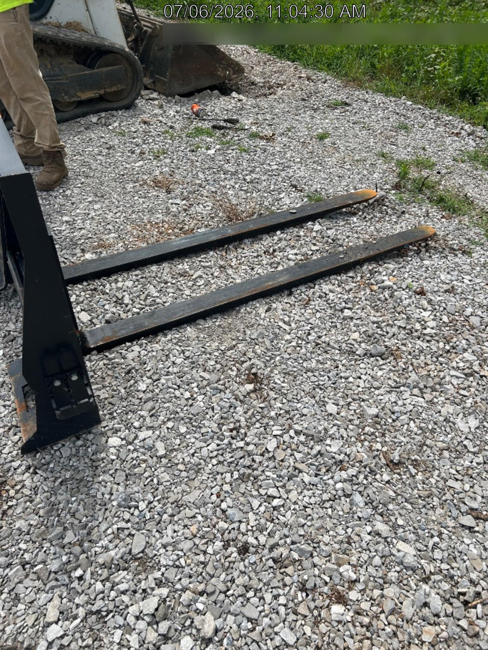 2022 PALADIN 48" Pallet Forks - Paladin