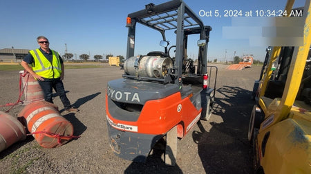 2022 TOYOTA 50-8FGU25