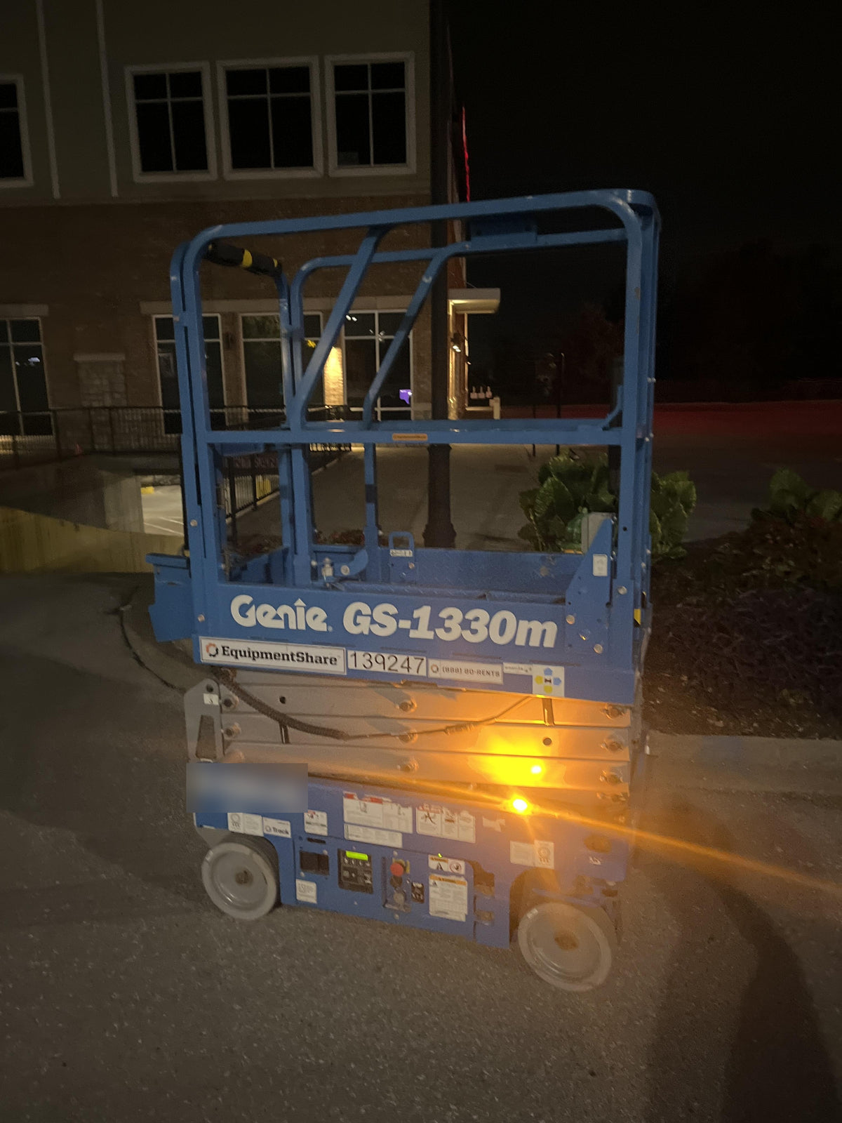 2021 GENIE GS-1330m
