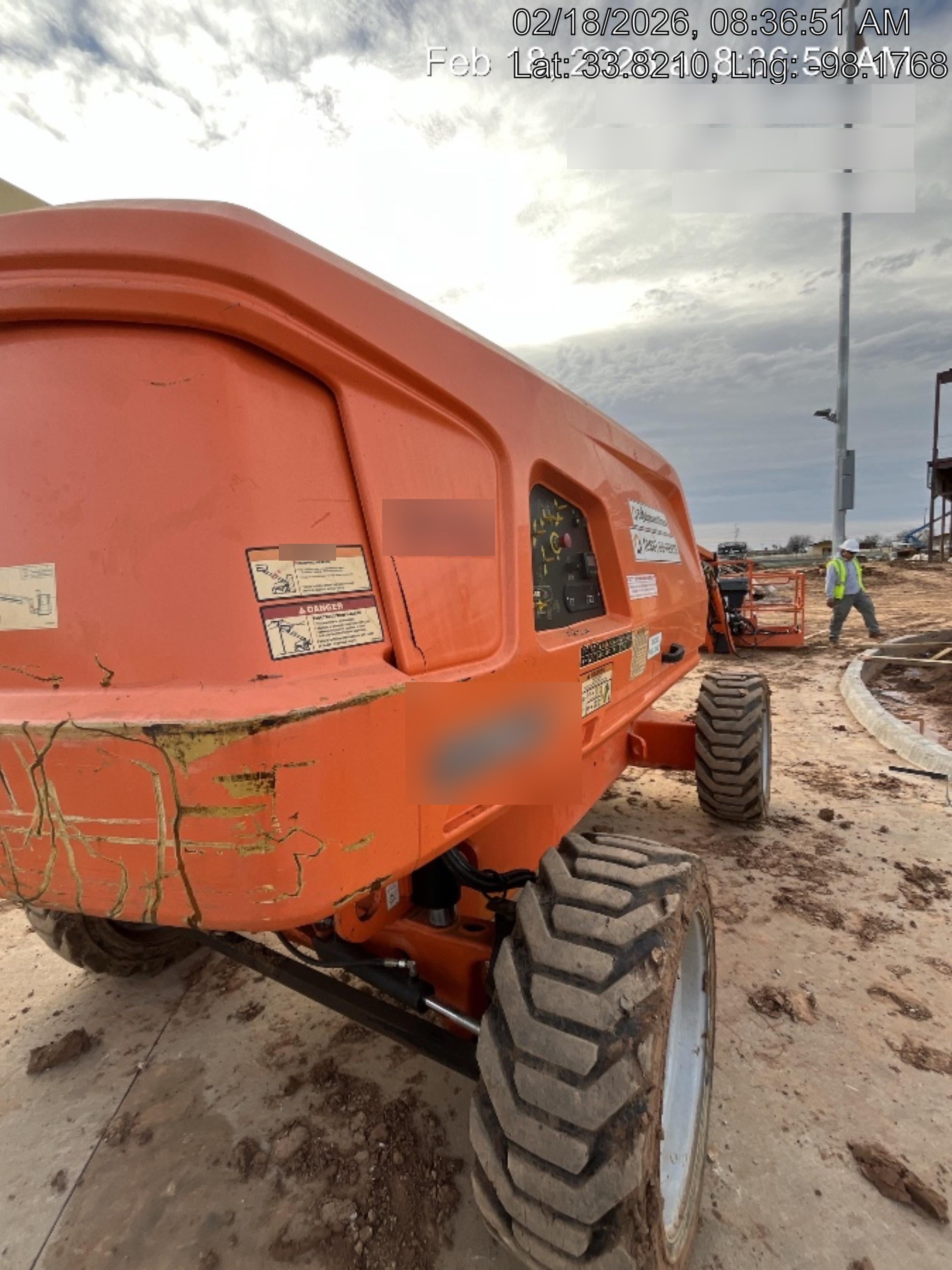2019 JLG 660SJ