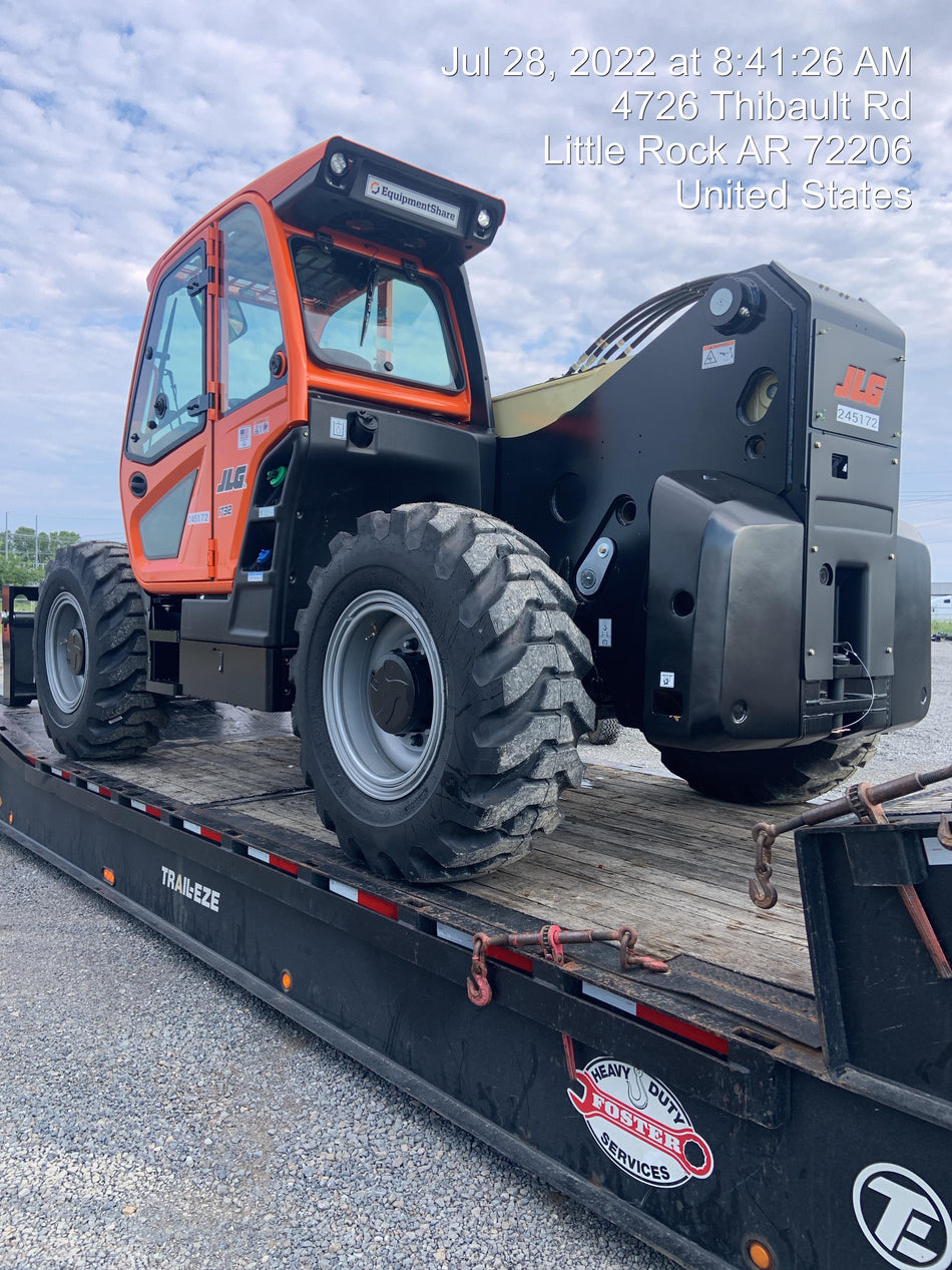 2022 JLG 1732