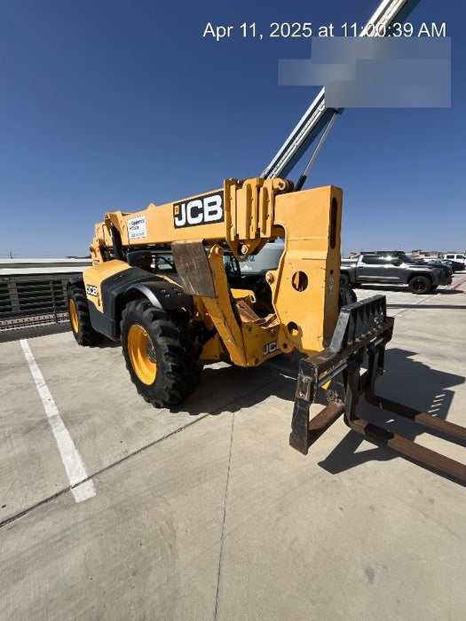 2019 JCB 510-56 74 HP w/CAB/HVAC, Beacon, Worklights, Aux Hydraulics, Foam Filled Tires w/60" Carriage/Forks