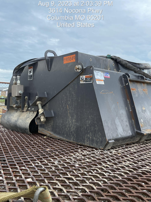 2021 PALADIN Sweepster SB72