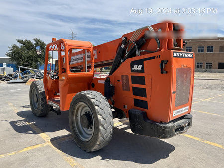 2022 SKYTRAK 8042