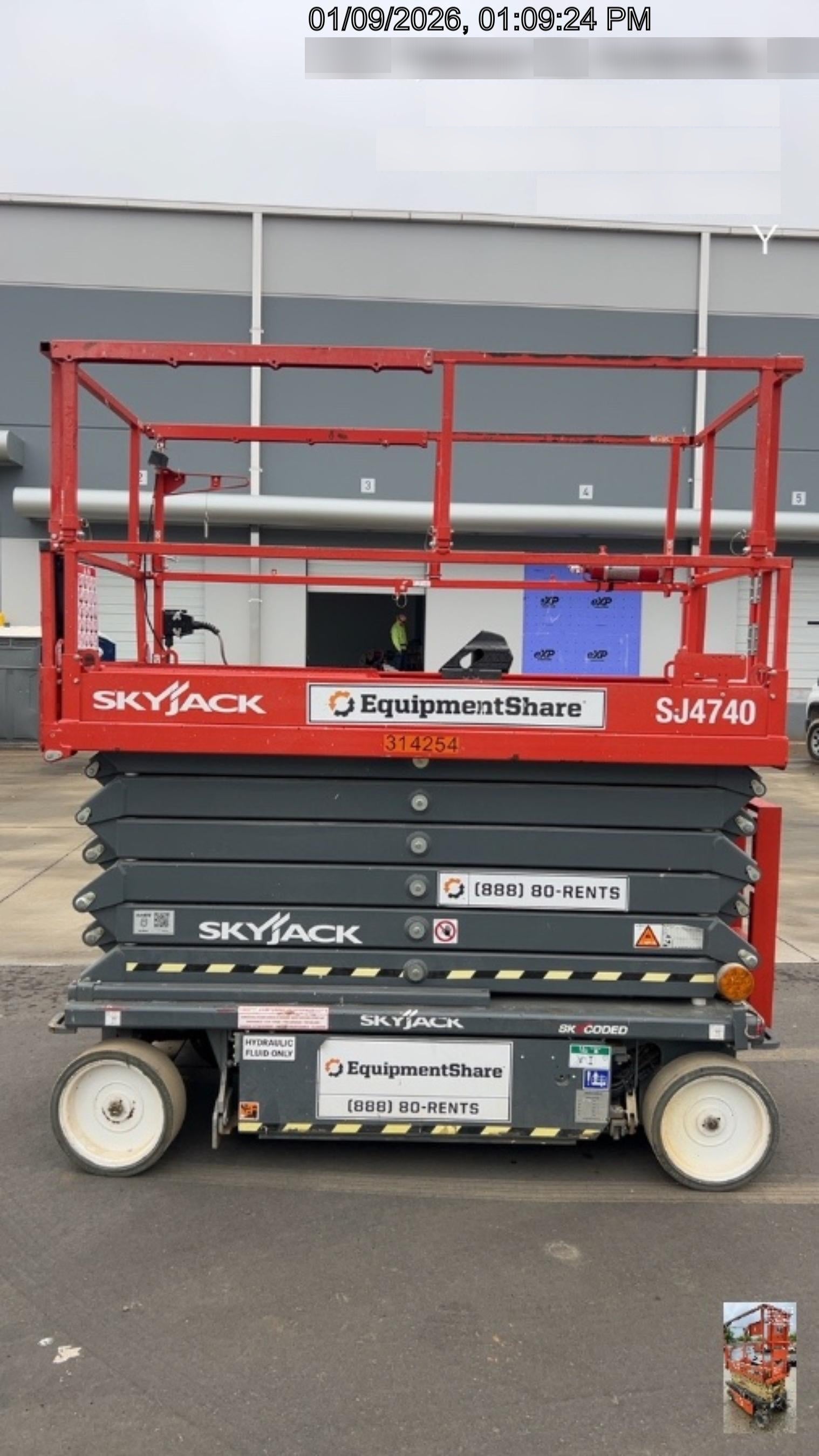 2023 SKYJACK SJ4740