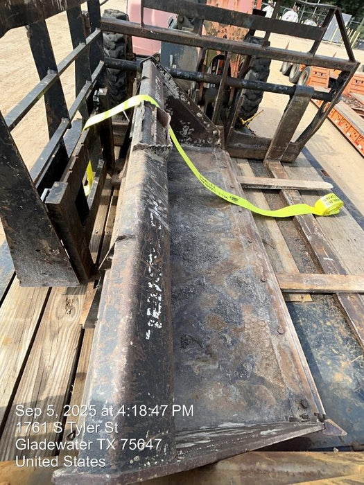 2022 ARROW MATERIAL HANDLING 72" Pallet Forks - Arrow