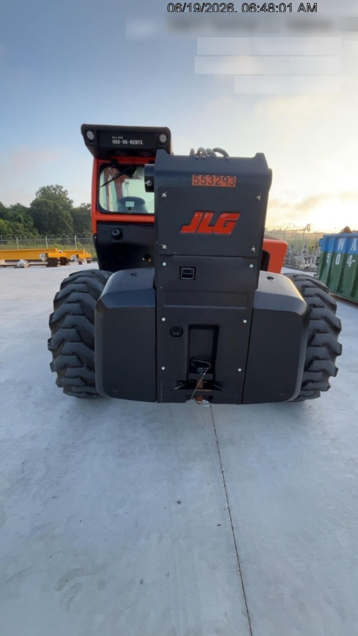 2025 JLG 1732