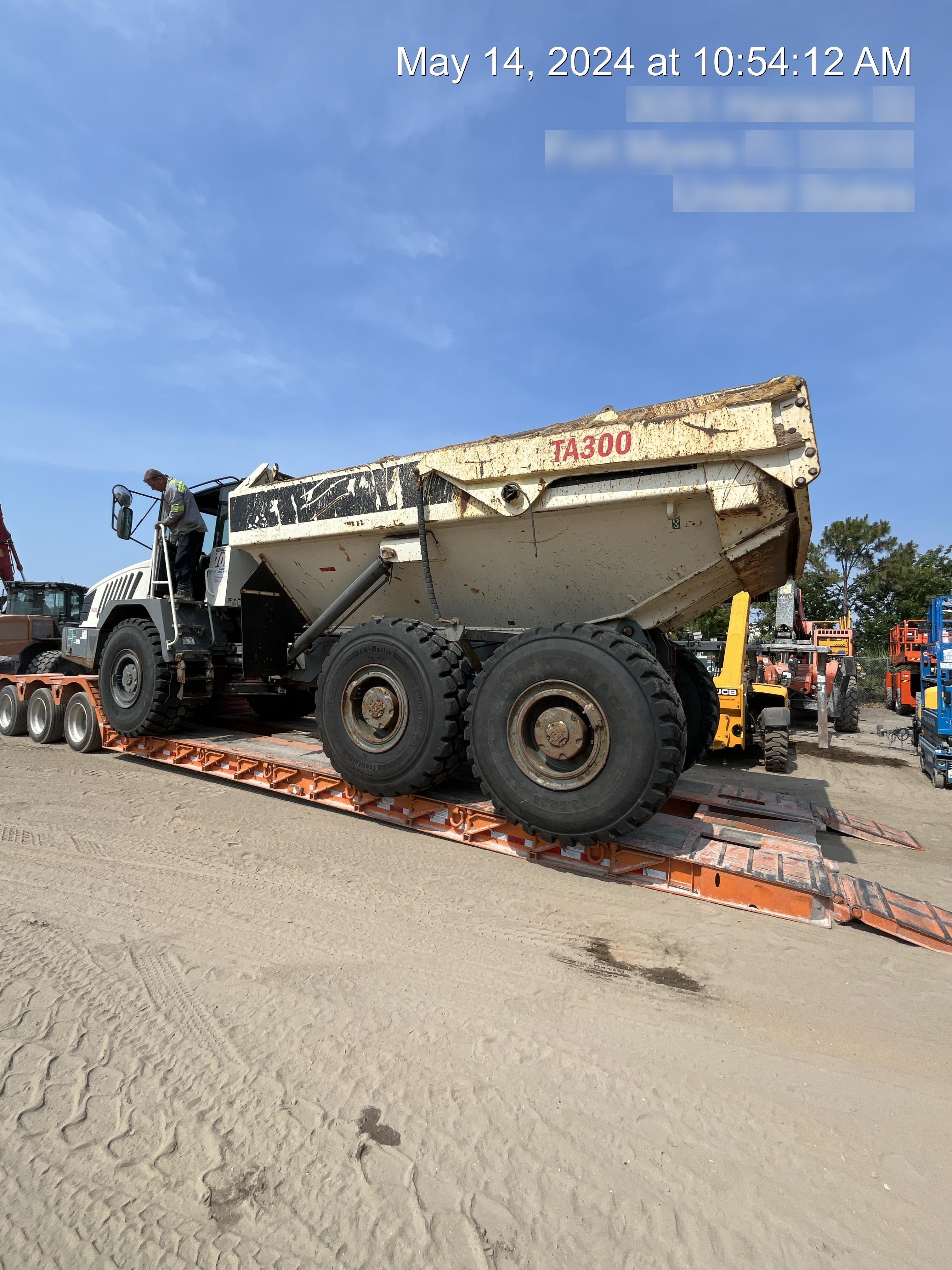 2020 TEREX TA300