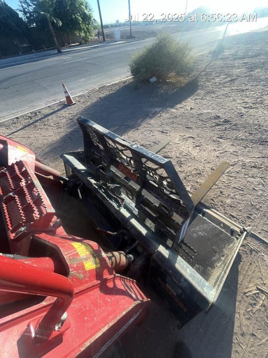 2021 PALADIN 48" Pallet Forks - Paladin