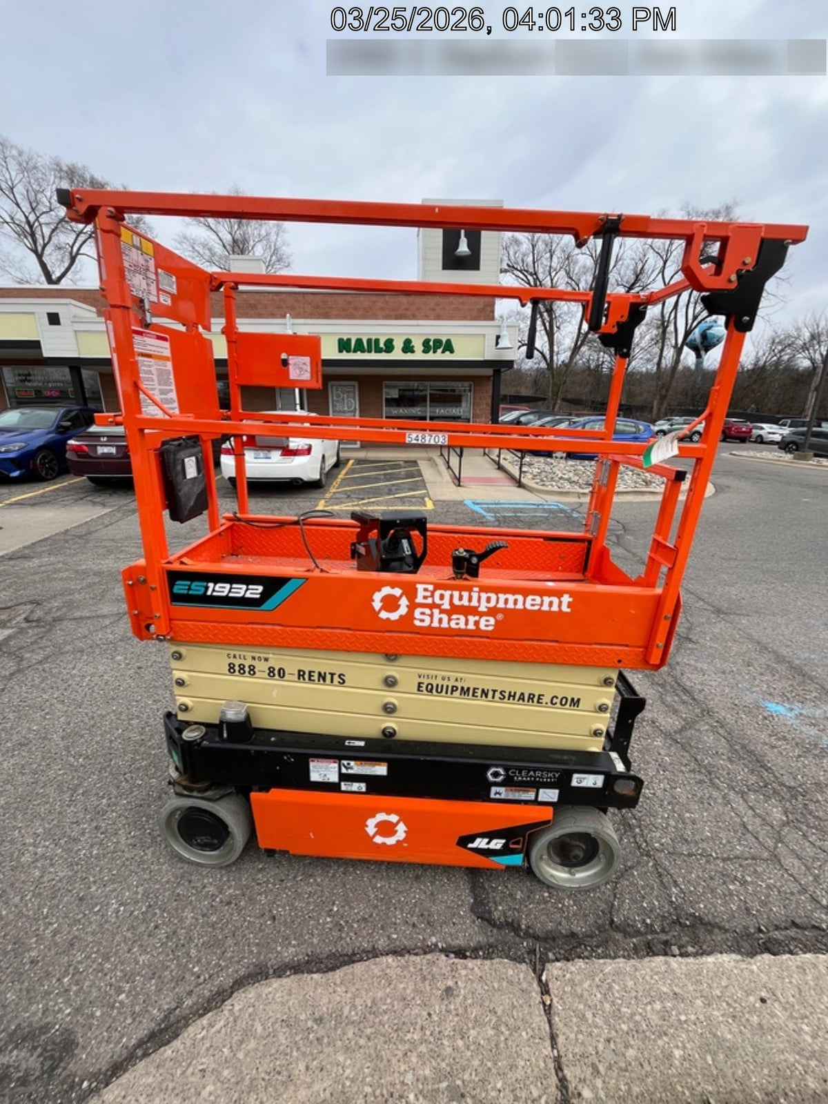 2025 JLG ES1932