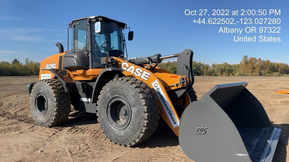 2023 CASE 821G