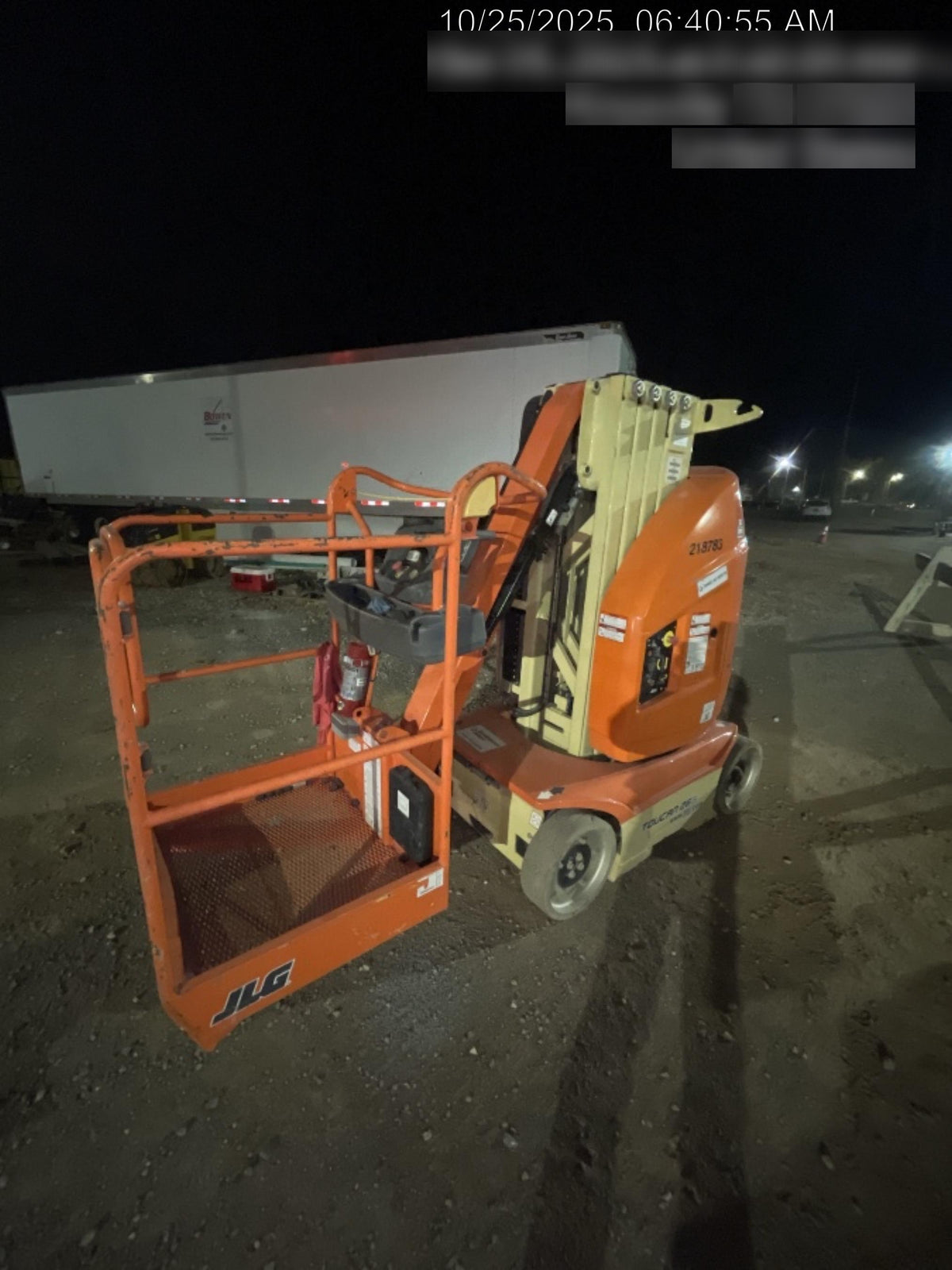2022 JLG 26E