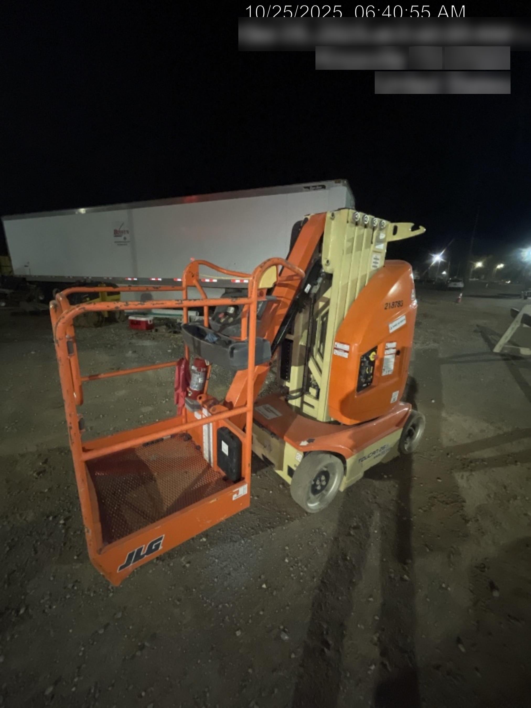 2022 JLG 26E