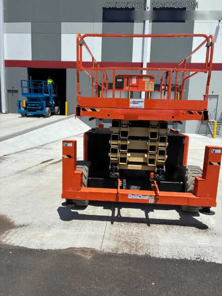 2020 JLG 430LRT