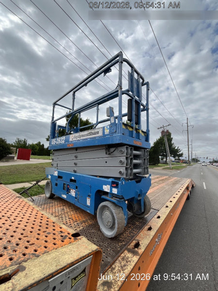 2022 GENIE GS-2632