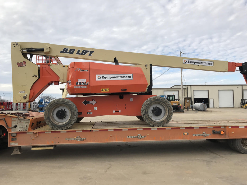 2019 JLG 800AJ
