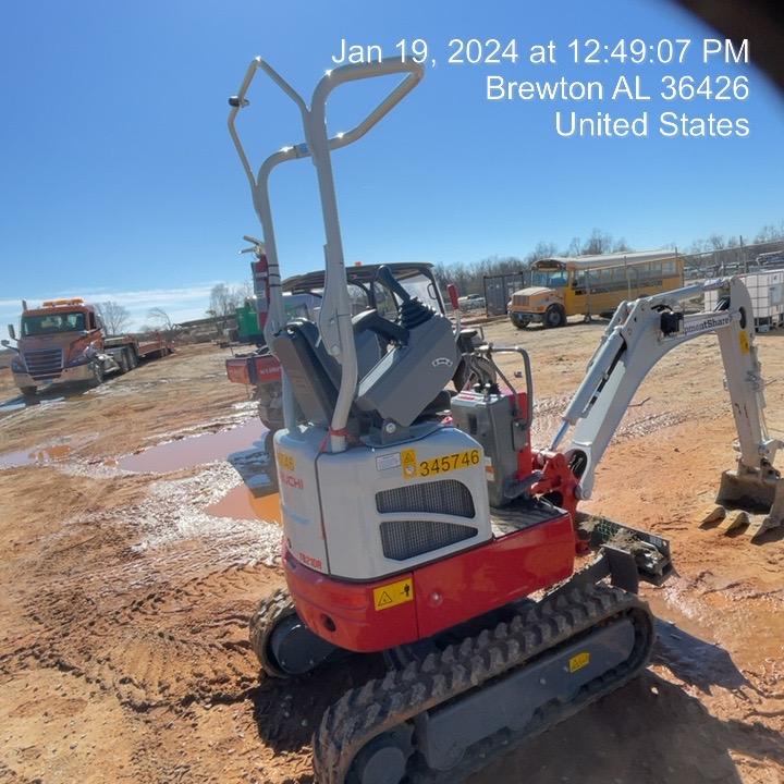 2023 TAKEUCHI TB210R