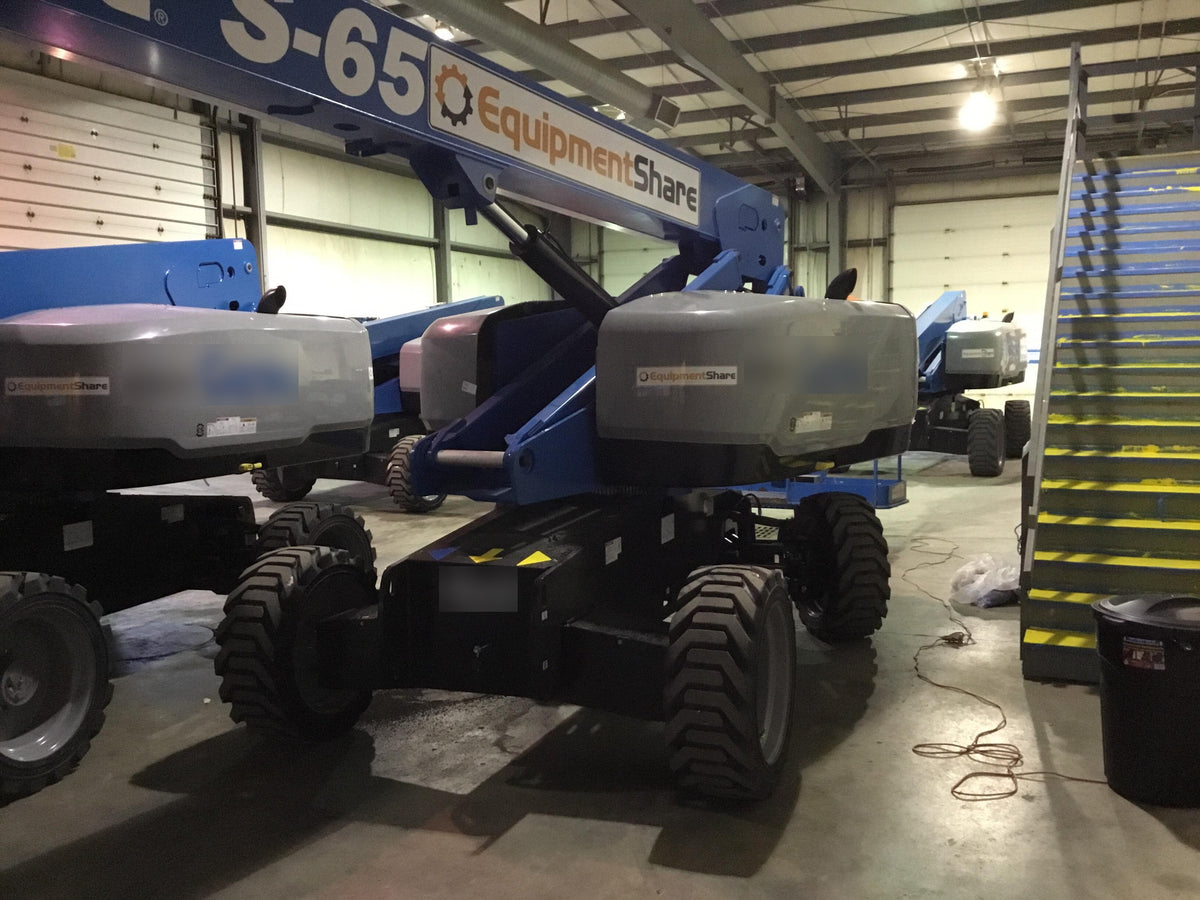 2017 GENIE S-65
