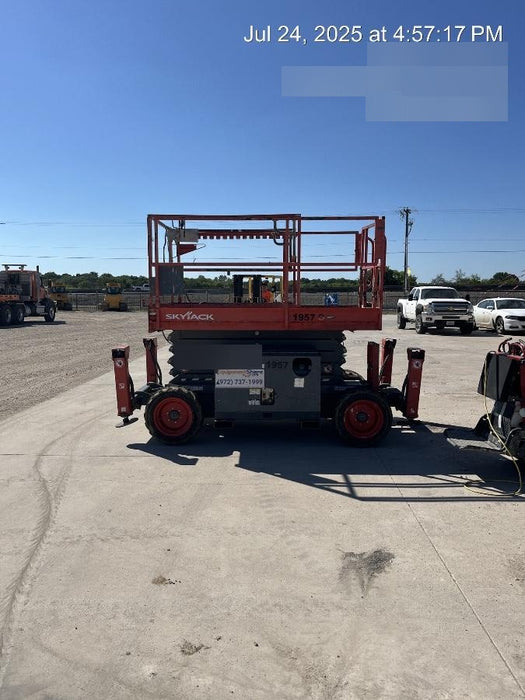 2016 SKYJACK SJ6832 RT