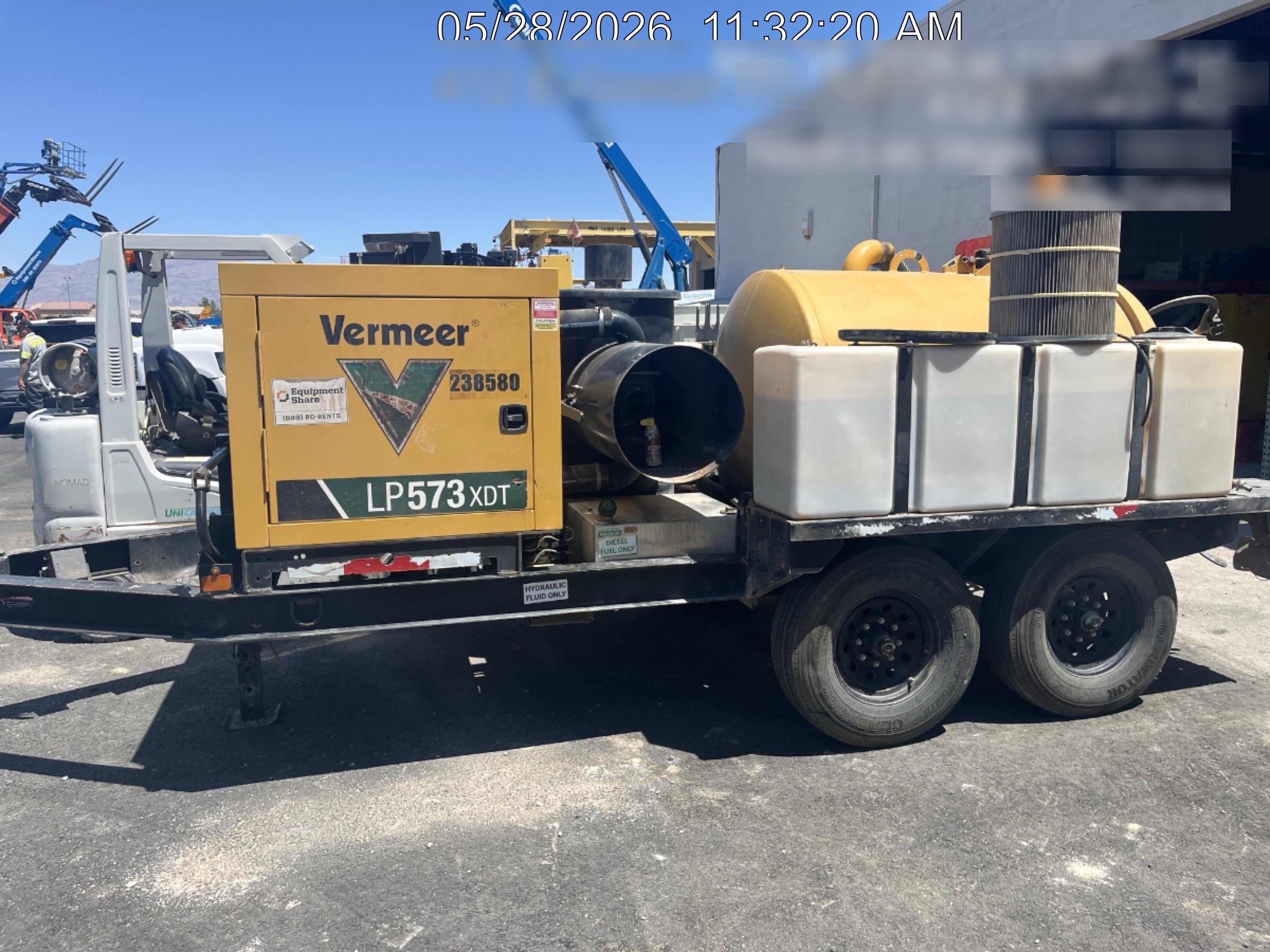 2022 Vac-Tron LP573XDT T4 Koehler Diesel Engine, 500 Gallon Debris Tank, x2 100 Gallon Water Tanks