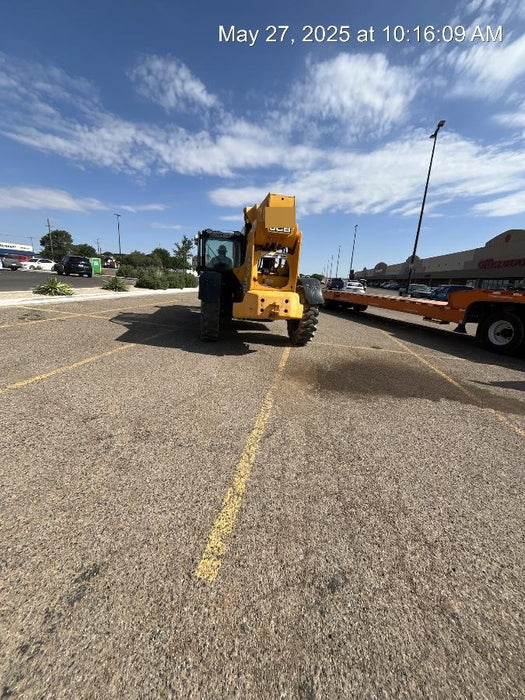 2020 JCB 510-56 Cab/Heat/Air, 74 HP, Solid Tires, STD Worklight, Beacon, Aux Hydraulics, Lifting Eye, Back up Alarm w/66" Carriage/60" Forks