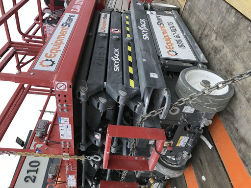 2018 Skyjack SJIII-3219 Skyjack SJIII3219 Scissor Lift w/Trojan Batteries