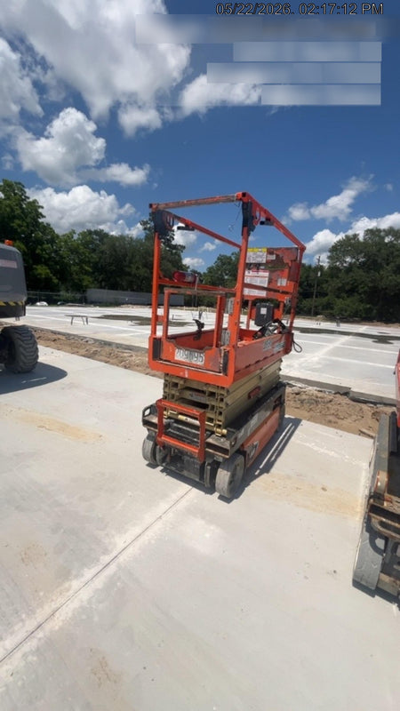 2022 JLG ES1932