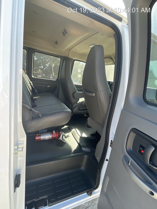 2023 CHEVROLET Express Van - Rental