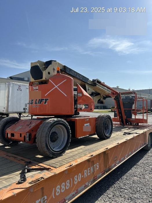 2019 JLG E450AJ
