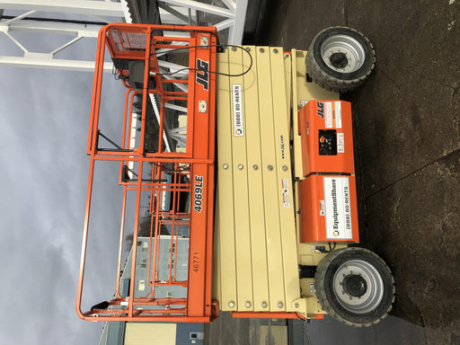 2019 JLG 4069LE