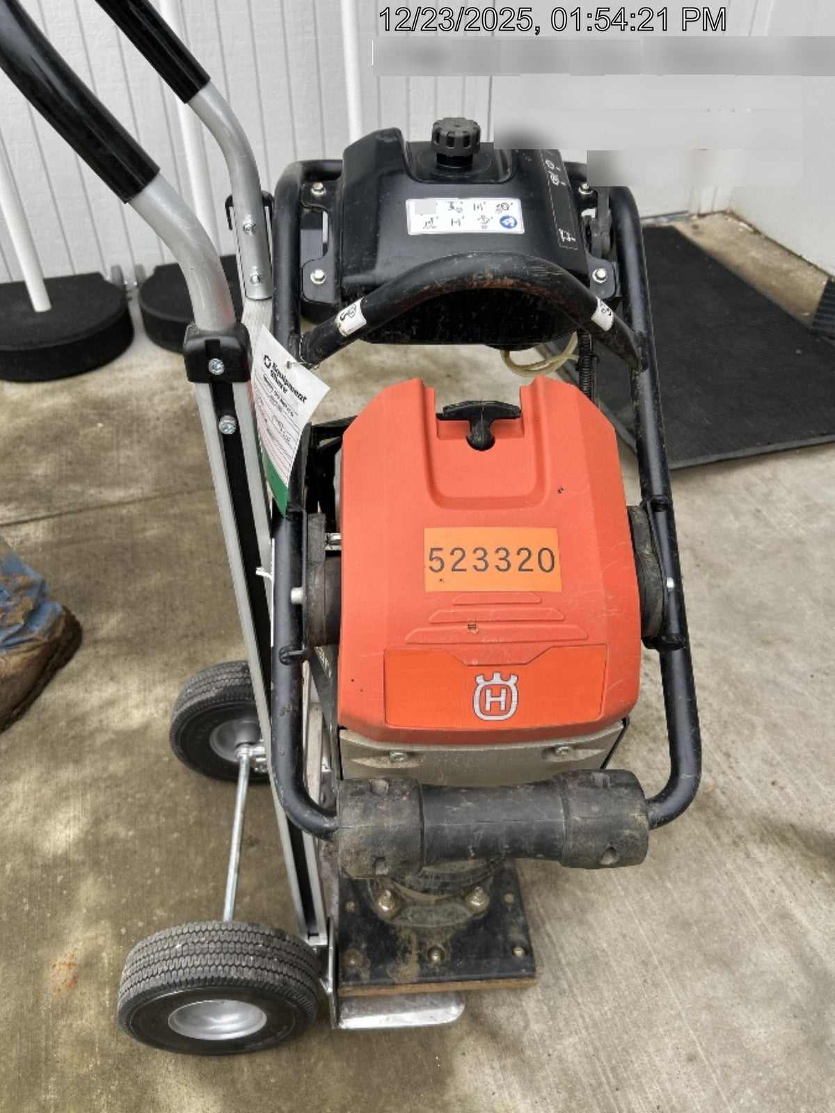 2025 HUSQVARNA LT6005