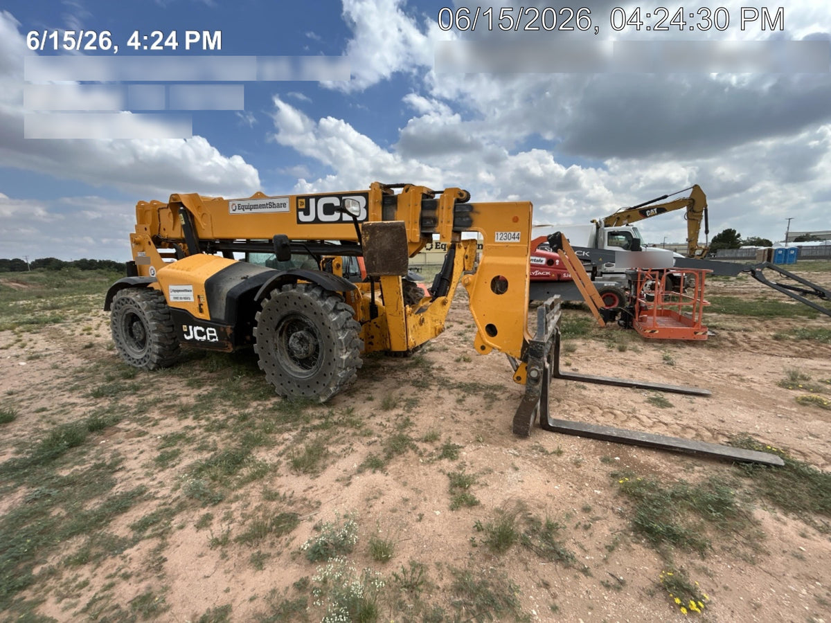 2021 JCB 512-56