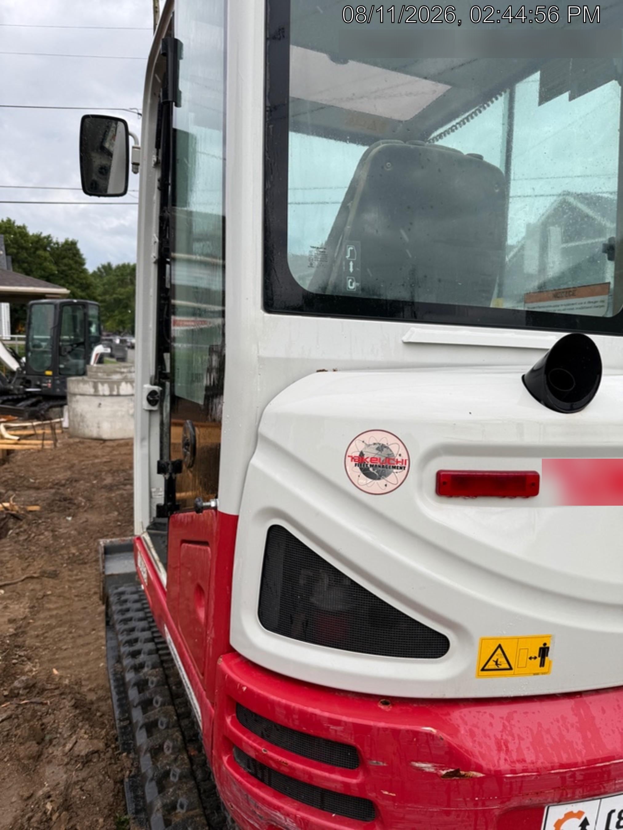 2020 TAKEUCHI TB235-2CR