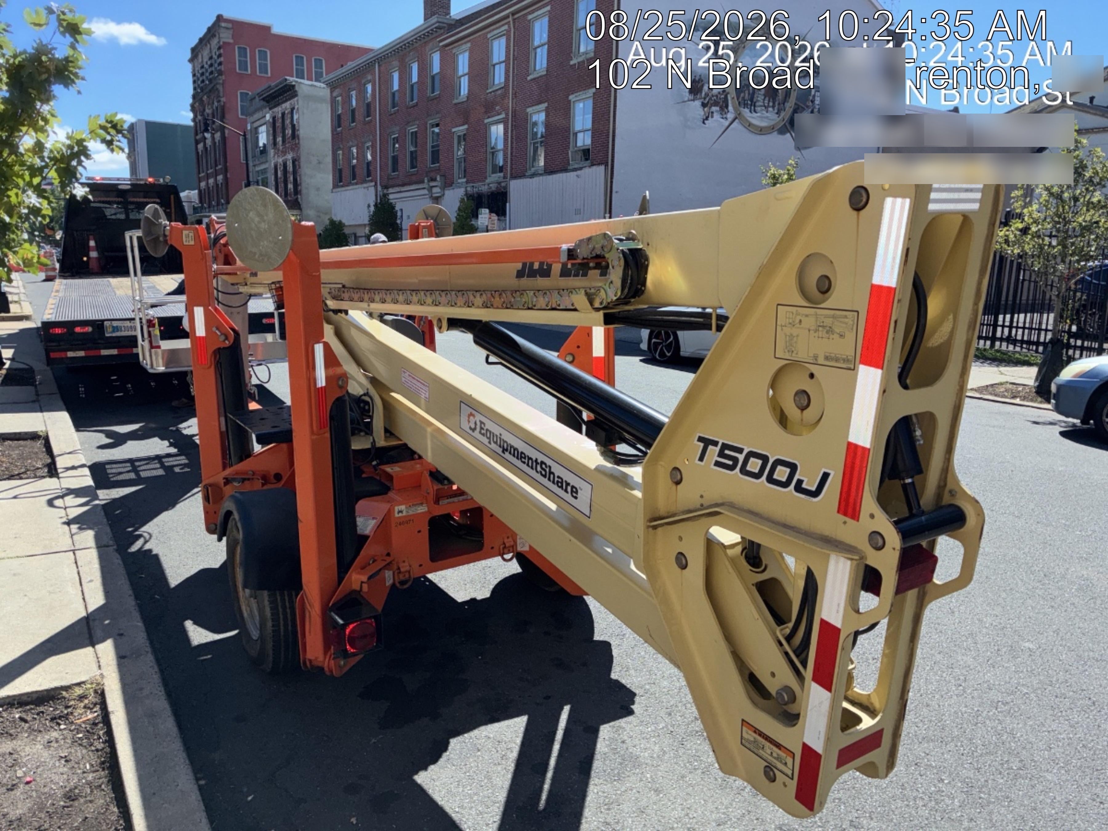 2022 JLG T500J