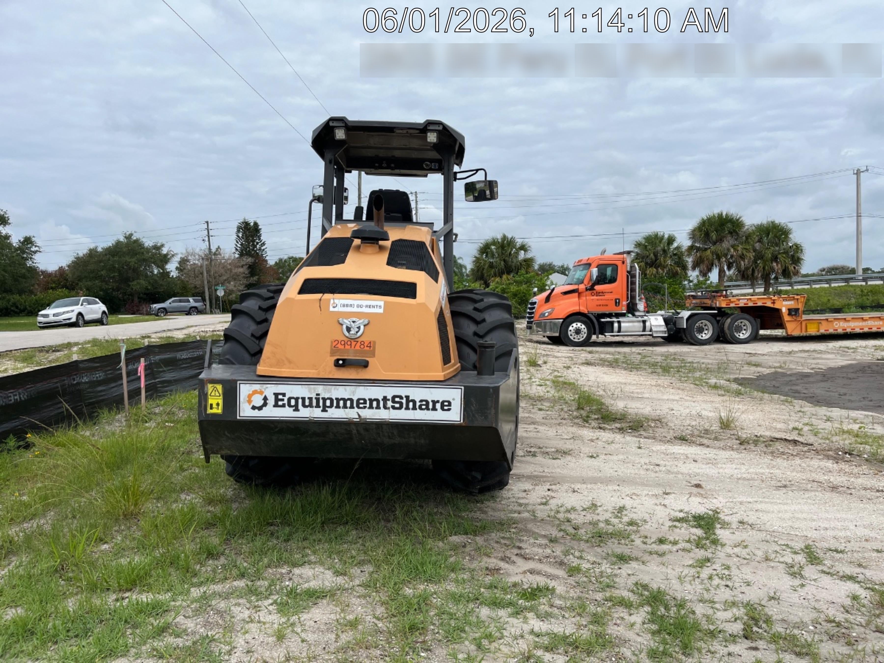 2023 CASE SV211E