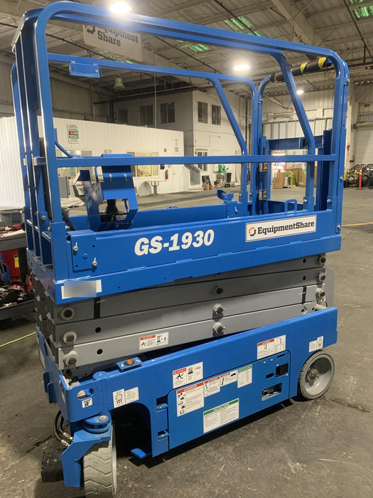 2019 Genie GS-1930 Half Height Swing Gate, 800W Inverter