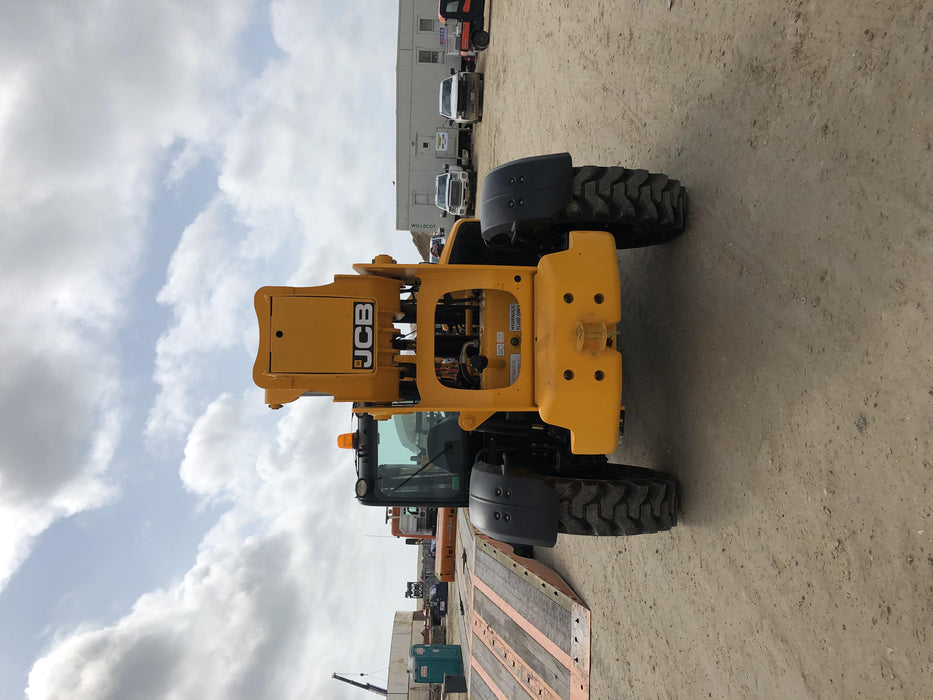 2019 JCB 512-56 109 HP w/CAB/HVAC, Beacon, Aux Hydraulics, Worklights, Solid Tires, 60" Carriage/Forks