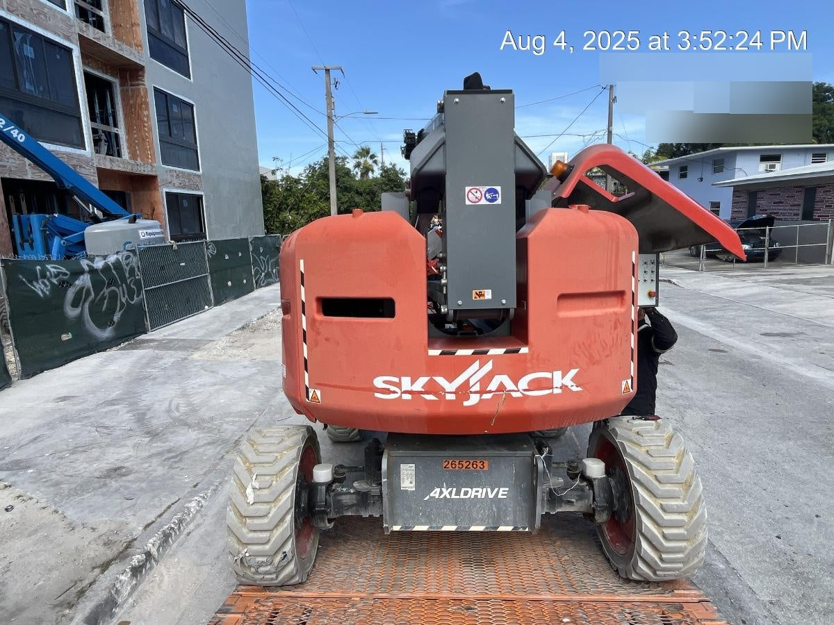 2022 SKYJACK SJ60 AJ+