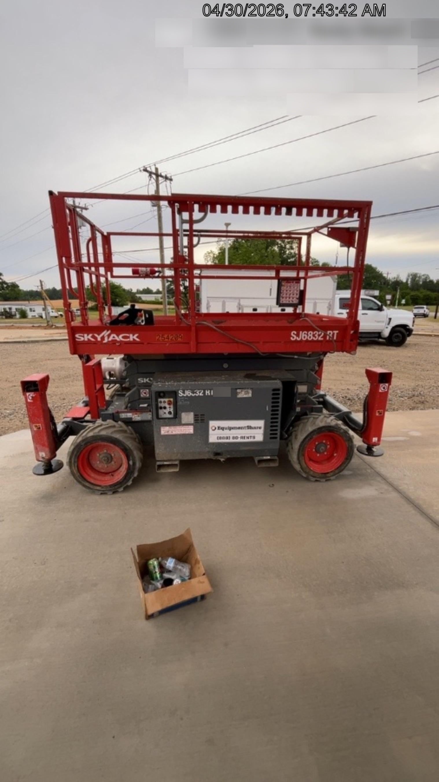 2022 SKYJACK SJ6832 RT