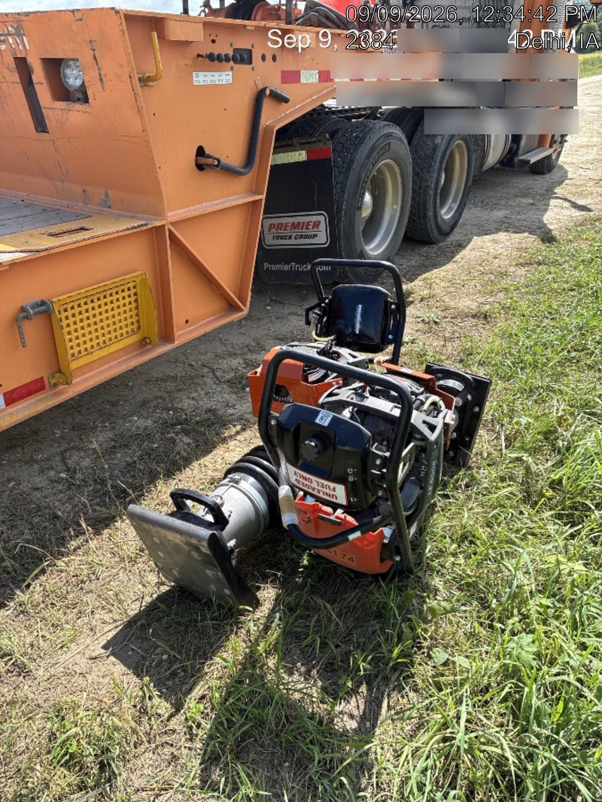 2025 HUSQVARNA LT6005