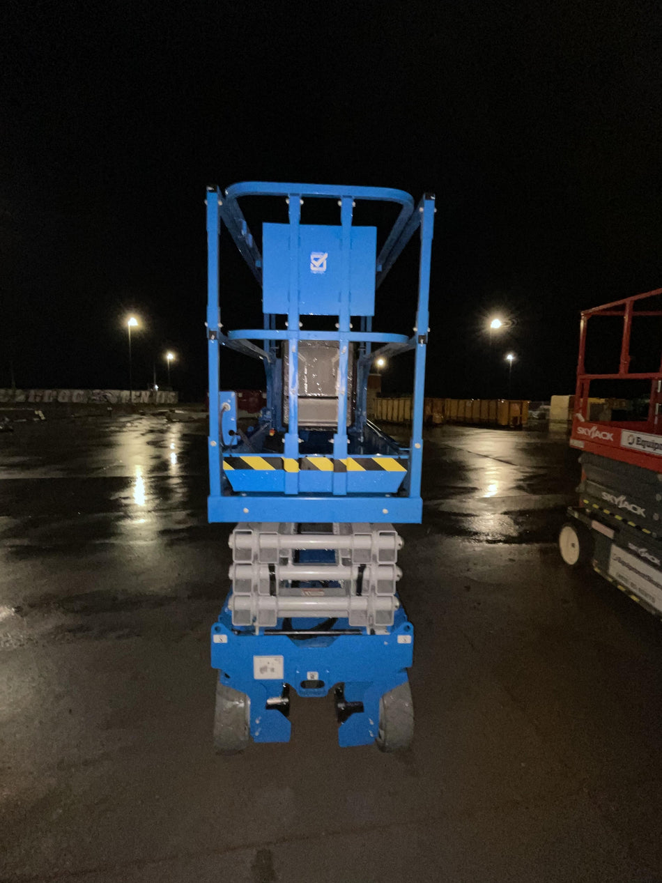 2023 GENIE GS-2632
