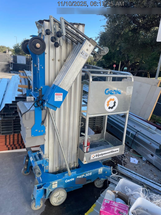 2020 GENIE AWP-30S