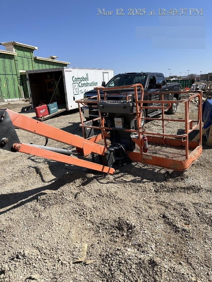 2018 JLG 460SJ