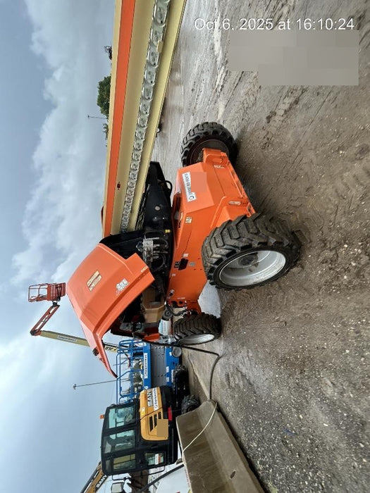 2019 JLG 660SJ