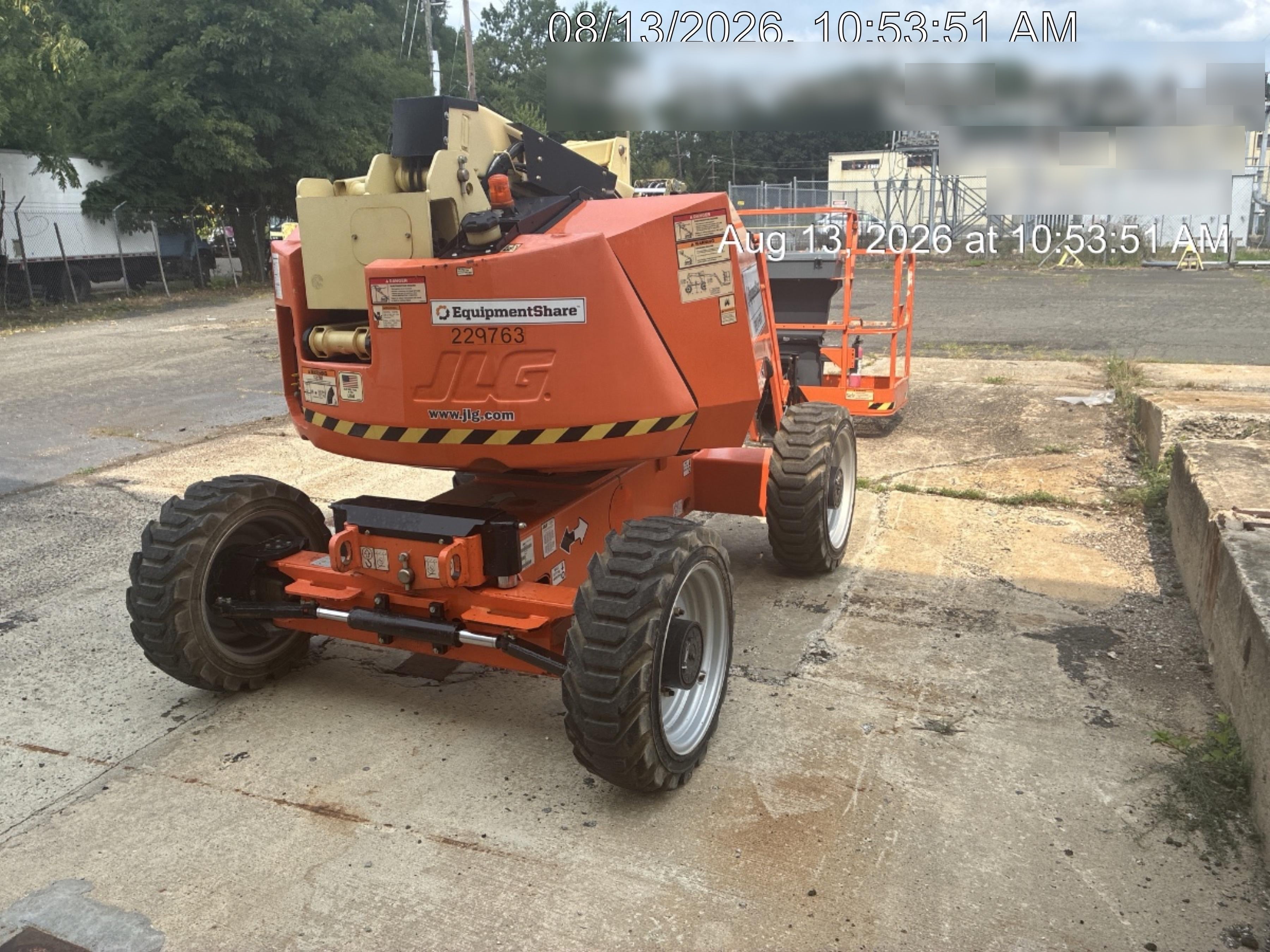 2022 JLG 340AJ