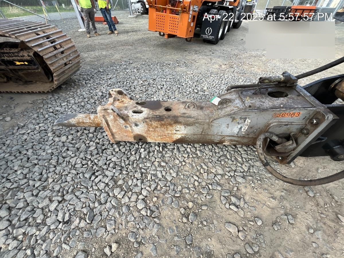 2022 EPIROC EC155T