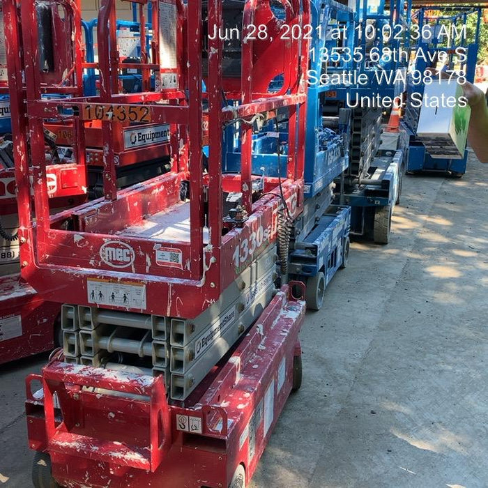 2020 MEC 1330SE Solid NM Tires, Steel Swing out Doors, LCS, Beacon, 900W Inverter