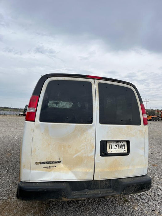 2023 CHEVROLET Express Van - Rental